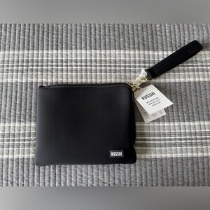 Kusshi Black Neoprene Wristlet Pouch